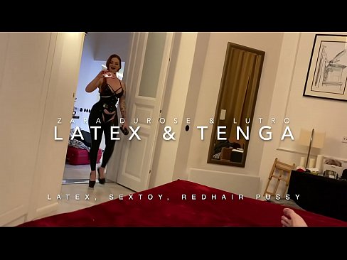 ❤️ Usisi otholwa enekhanda elibomvu egqoke imvunulo ye-latex ebhejwa usingamzali Izocansi zaseRussia ku-zu.sex78.ru